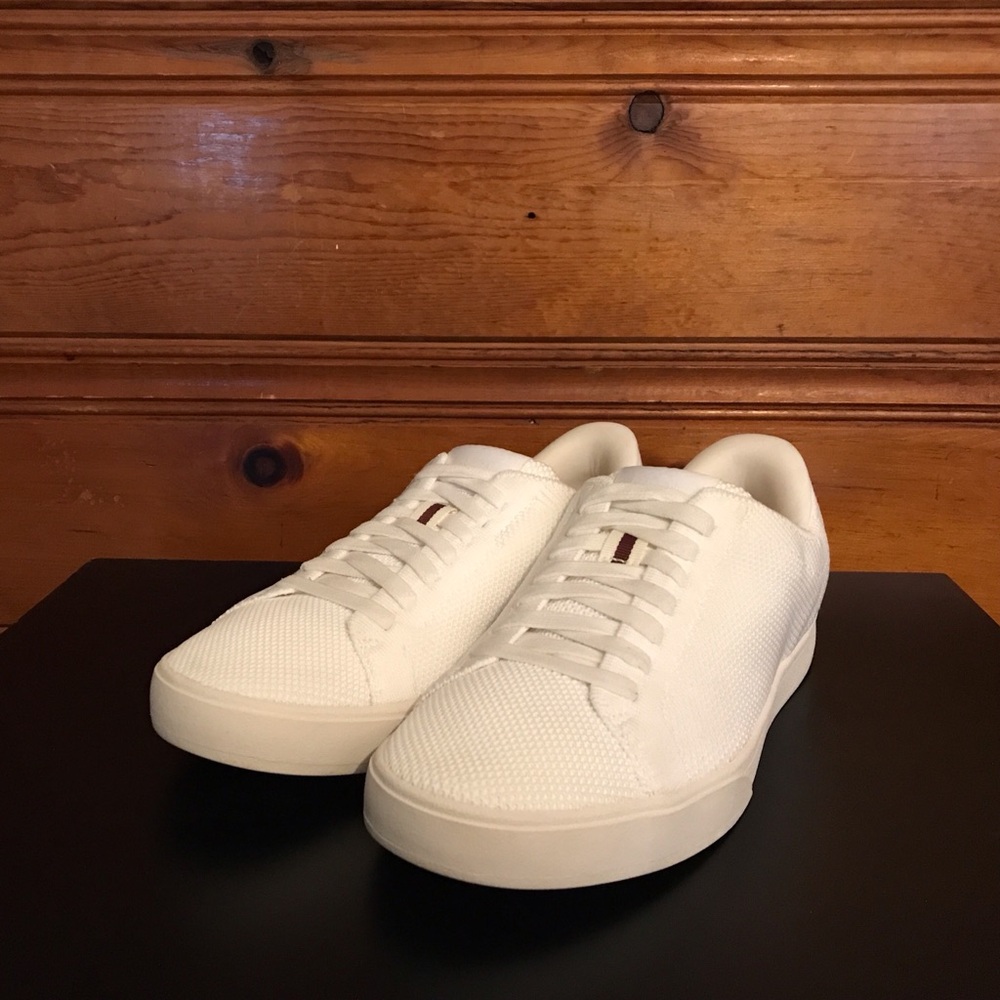 Kizik Knit White Sneaker Size 8 - Picture 7 of 11